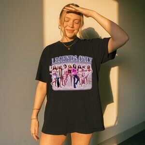 Hilary Duff, Mary-Kate And Ashley  Graphic T Shirt